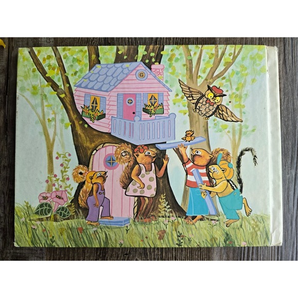 Vintage Children's Book 'The House in the Hole in the Side of the Tree' 1973 - Picture 3 of 8